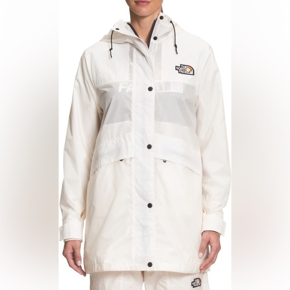 The North Face Outline WindWall Jacket
GARDENIA WHITE, Size Large - Picture 9 of 9